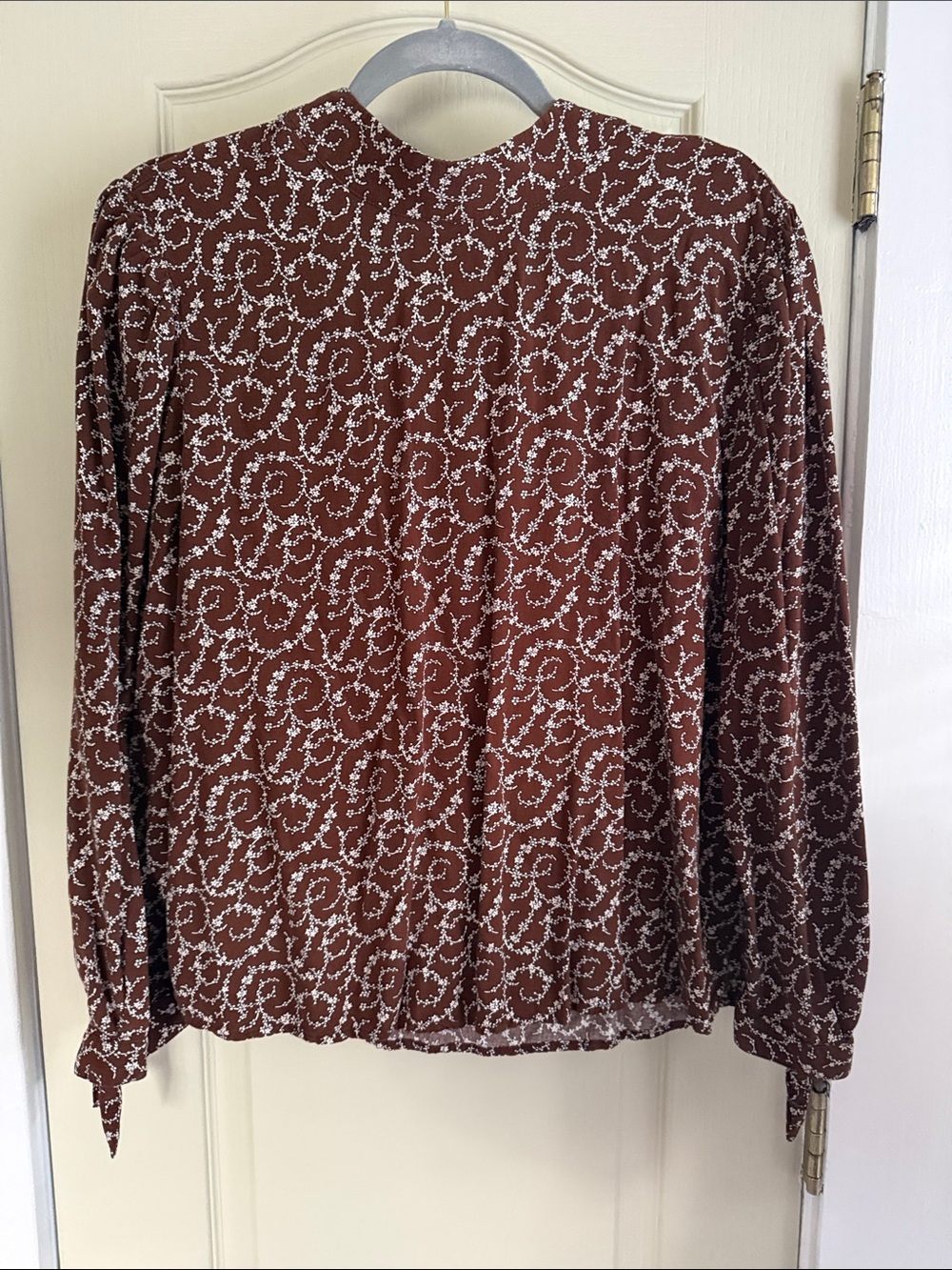 LOFT Brown Printed Long-Sleeve Swirl floral Blouse